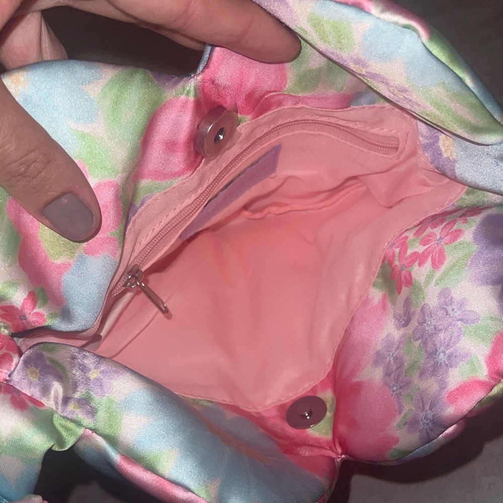 Madden Girl Floral Heart-Shaped hobo purse- Alove- NWT - Picture 6 of 9